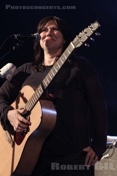 THE BREEDERS - 2013-06-01 - PARIS - Le Trianon - Kim Deal